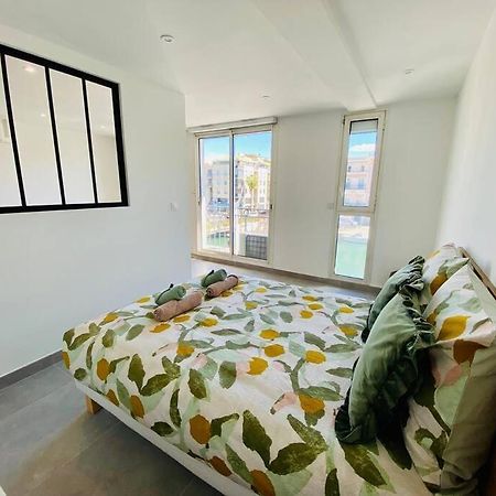 "Royal" Magnifique Appartement Avec Vue Sur Le Cadre Royal Sete Exterior photo